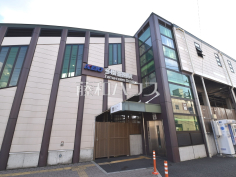 多磨霊園駅