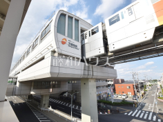 多摩モノレール　万願寺駅