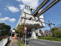 柴崎体育館駅