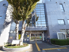 府中市立片町図書館