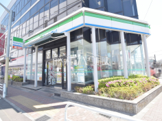 ファミリーマート 田無駅前店