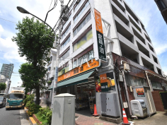 アコレ 東大泉３丁目店