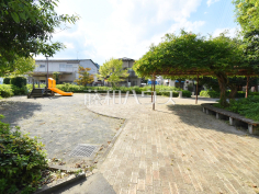下田つつじ公園