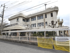 武蔵村山市立 残堀・伊奈平地区図書館