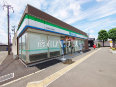 ファミリーマート 平山城址公園駅前店