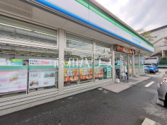 ファミリーマート 高尾駅南店