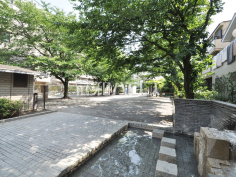 渋谷区立幡ヶ谷新道公園 (オレンジロード)