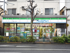 ファミリーマート 梅里二丁目店