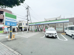 ファミリーマート ルミエール府中前店