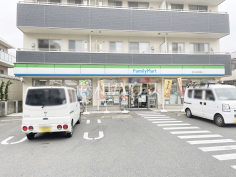 ファミリーマート 府中小金井街道店