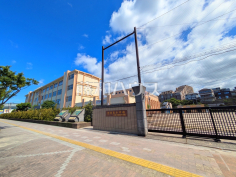 福岡市立愛宕小学校