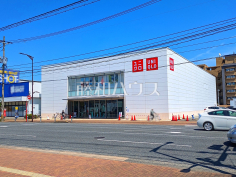 ユニクロ 姪浜店