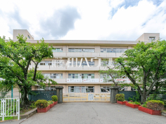富士見市東中学校