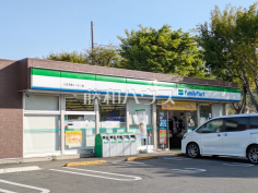 ファミリーマート 八王子西インター店