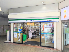ファミリーマート JR香椎駅店