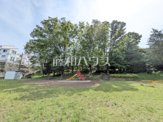 鶴川ひばり児童公園