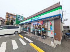 ファミリーマート 八王子めじろ台二丁目店
