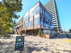 サクテラスモール