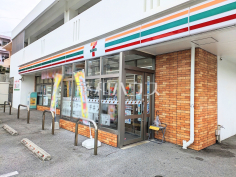 セブン-イレブン 浦添前田店