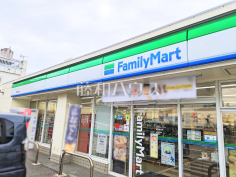 ファミリーマート 浦添前田店