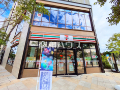 セブンイレブン　DR那覇おもろまちプレミア店