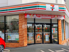 セブンイレブン　那覇新都心公園前店