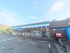 ファミリーマート 調布入間町店