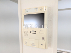 TVモニター付きインターホン訪問者がわかるTVモニター付インターホンは、お子様のお留守番にも活躍するかも？！