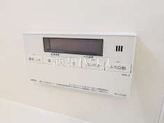 給湯スイッチ　【八王子市元八王子町１丁目】追焚機能付で時間差入浴もOK
