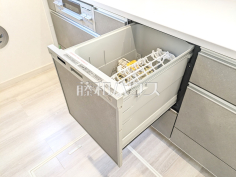 食器洗浄乾燥機　【八王子市元八王子町１丁目】後片付けの救世主！ 食洗機付きシステムキッチン

