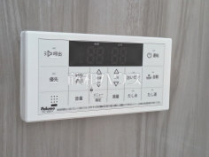 A号棟　給湯スイッチ　【日野市多摩平５丁目】追焚機能付で時間差入浴もOK
