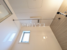 浴室換気乾燥機　【八王子市絹ケ丘２丁目】雨天時の洗濯物や浴室内のカビ防止としても活躍する浴室換気乾燥機
