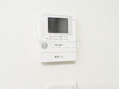 2号棟　TVモニター付きインターホン　【練馬区石神井台８丁目】TVモニター付きインターホンのため訪問者がひと目で分かります　