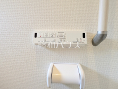11号棟(モデルハウス)　温水洗浄便機能　【練馬区西大泉４丁目】温水洗浄便機能付きトイレで清潔にご使用いただけます。 
