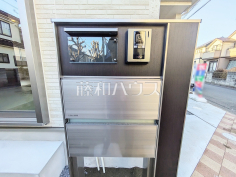３号棟　防犯に役立つTVモニター付インターフォン　　【八王子市川口町】
TVモニター付きインターホンのため訪問者がひと目で分かります　