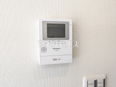 TVモニター付きインターホン　【カクタス田無マンション】TVモニター付きインターホンのため訪問者がひと目で分かります！