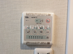 浴室換気乾燥機リモコン　【ライオンズガーデン調布多摩川】雨の日の強い味方！浴室換気乾燥機付きユニットバスで洗濯物が乾かせます。
