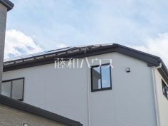 発電・温水設備　【日野市新町４丁目】
太陽光発電システムを搭載