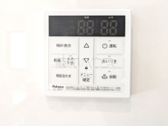 浴室給湯リモコン　【八王子市絹ケ丘２丁目】追焚き機能付きなので、生活時間の違う家族に便利です。　