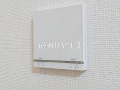 床暖房 乾燥しすぎず、埃も舞わずハウスダストが少ないクリーンな室内をキープする床暖房 