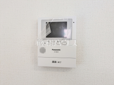 1号棟　TVモニター付きインターホン　【東村山市廻田町２丁目】