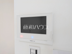 防犯設備　【杉並区下井草２丁目】TVモニター付きインターホンのため訪問者がひと目で分かります