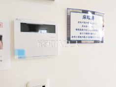 床暖房　【練馬区向山３丁目】埃を巻き上げにくく、心地よい温かさで快適に過ごせる床暖房