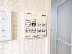 浴室換気乾燥機（換気、涼風、暖房）　【所沢市大字松郷】雨の日でも洗濯物が乾かせる浴室換気乾燥機。換気・乾燥・暖房・涼風機能と1台多役の優れものです！