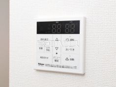 給湯機　【武蔵村山市大南２丁目】 追焚き機能付きなので、生活時間の違う家族に便利です。 
