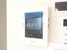 TVモニタ付インターホン【立川市西砂町２丁目】訪問者がわかるTVモニター付インターホンは、お子様がお留守番をされるときも安心ですね。　