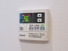 浴室給湯リモコン　【日野市南平１丁目】追焚き機能付きなので、生活時間の違う家族に便利です。
