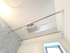 浴室換気乾燥機　【西東京市保谷町１丁目】雨の日の強い味方！浴室換気乾燥機付きユニットバスで洗濯物が乾かせます。