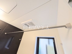 浴室換気乾燥機幼い子供がいると汚れものが多く、いつでも洗濯物を干せるのが嬉しい浴室換気乾燥機！