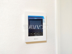 TVモニター付きインターホン TVモニター付きインターホンのため訪問者がひと目で分かります 
